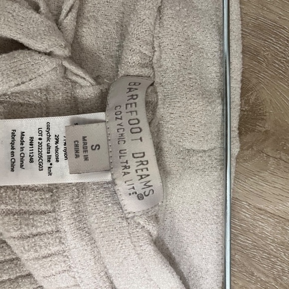 Barefoot Dreams CozyChic Ultra Lite Ribbed Lounge Set - Picture 4 of 4